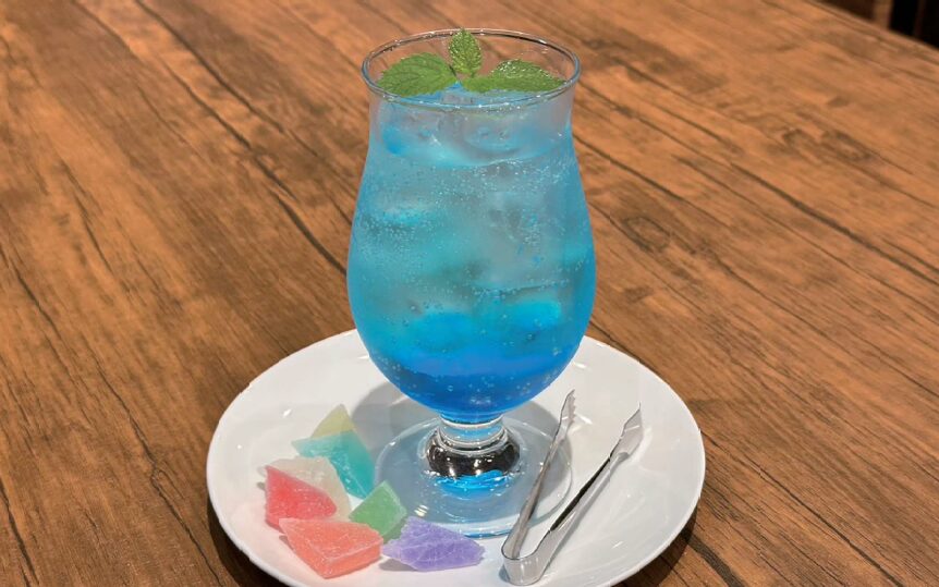 琥珀糖ソーダ